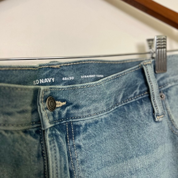 NWT Old Navy Distressed Jeans - Picture 2 of 6